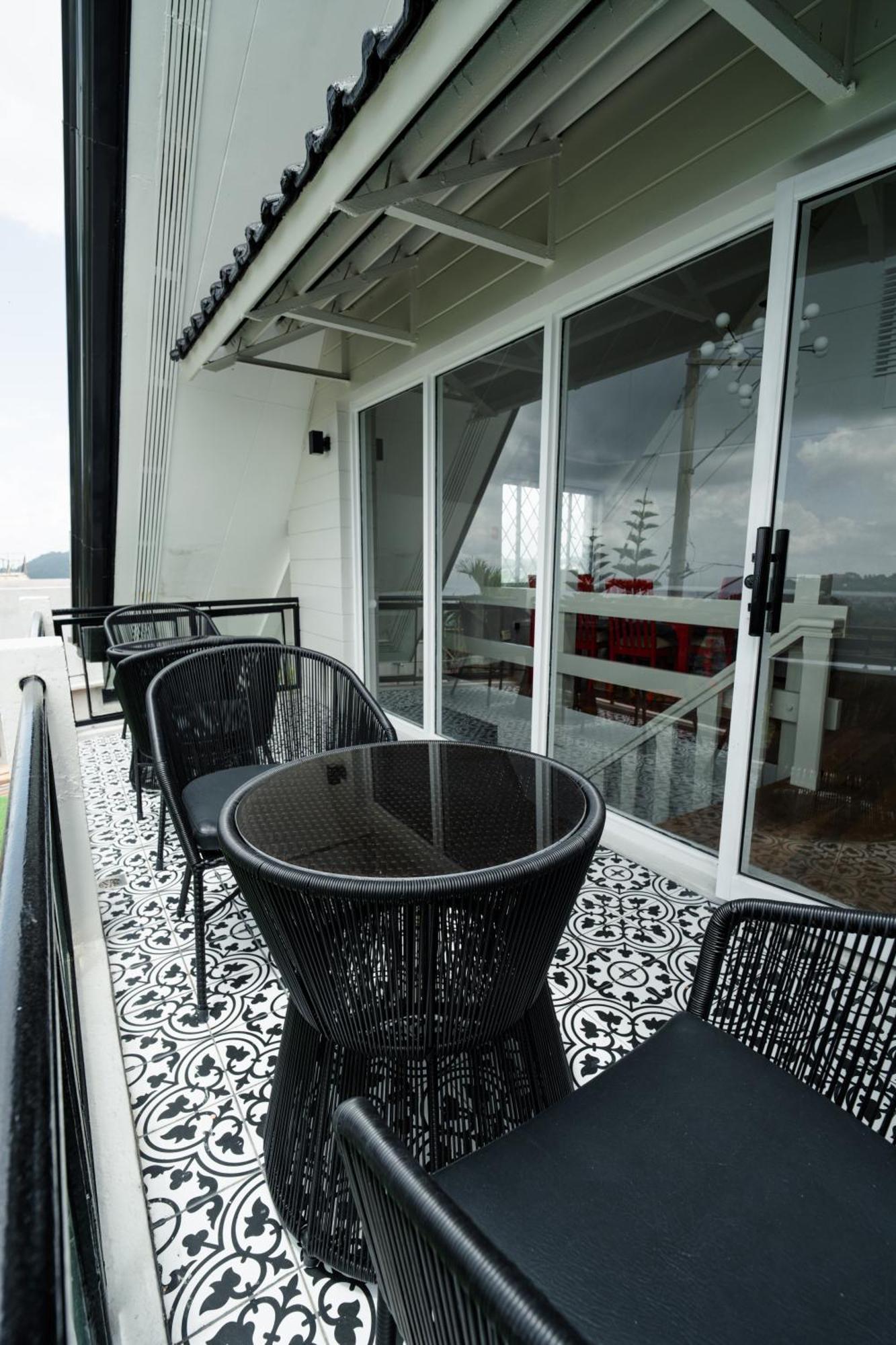 Bed and Breakfast Jacobs Hill Tagaytay Tagaytay City Esterno foto